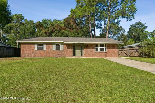 5601 Wellington Dr, Gautier, MS, 39553-3857 | Card Image