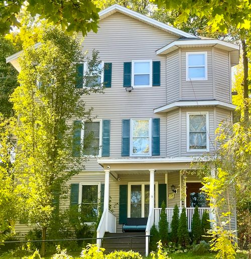 apt-3-9 Circuit Ave E, Worcester, MA, 01603-2252 | Card Image