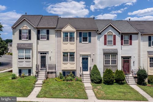 8743 Deblanc Pl, Manassas, VA, 20110-7065 | Card Image