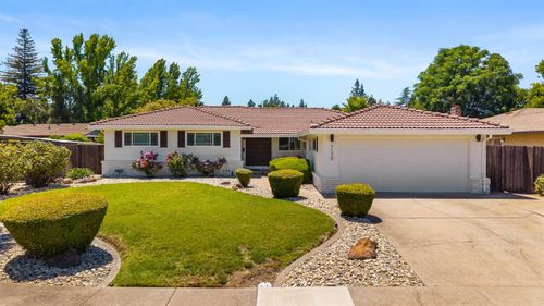7170 Westmoreland Way, Sacramento, CA, 95831-3016 | Card Image