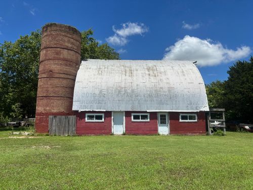 703 W Evergreen St, Strafford, MO, 65757-7517 | Card Image