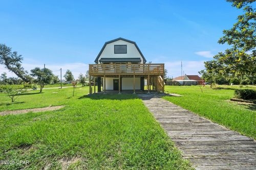 8924 Seminole St, Youngstown, FL, 32466-2613 | Card Image
