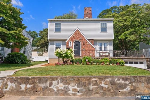 431 Lincoln Ave, Wyckoff, NJ, 07481-3022 | Card Image