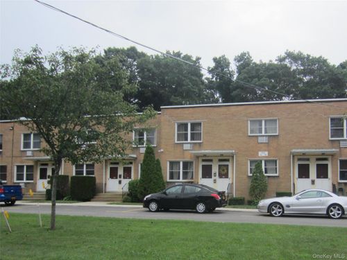 apt-8-3620 Park Ave, Wantagh, NY, 11793-3732 | Card Image