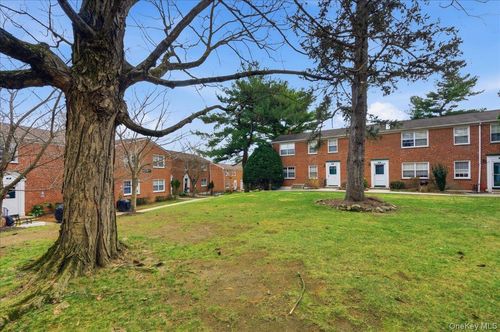 apt-56-186 Pinewood Rd, Hartsdale, NY, 10530-1415 | Card Image