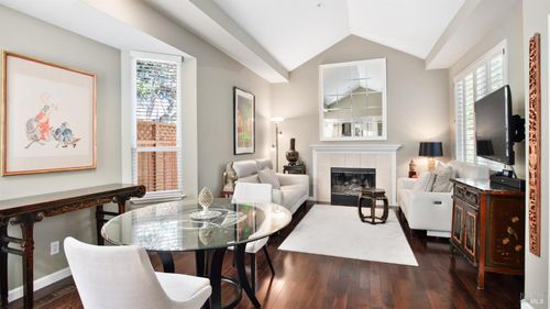 80 Baypoint Dr, San Rafael, CA, 94901-8414 | Card Image