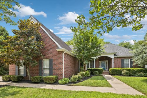 3455 Esquire Dr, Murfreesboro, TN, 37130-3393 | Card Image