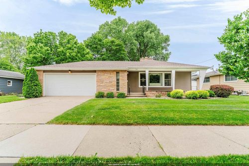 1947 Mccurdy Street, OSHKOSH, WI, 54902 | Card Image