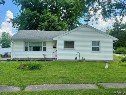 224 Green St, Monroe City, MO, 63456-1227 | Card Image