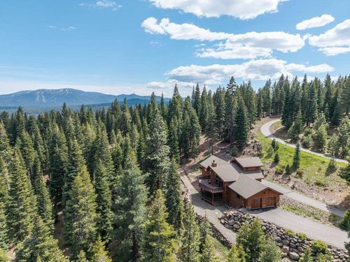 10971 Beacon Road, Truckee, CA, 96161 | Card Image