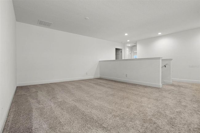 Upstairs loft | Image 16