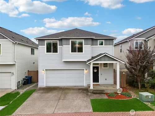 8910 56th Pl Ne, Marysville, WA, 98270-9612 | Card Image
