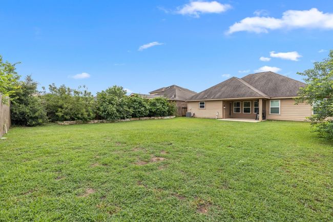 Premium lot with one of the larger lots in the neighborhood | Image 25
