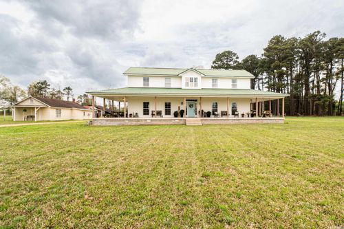 712 N Martin St, Warren, AR, 71671-1957 | Card Image