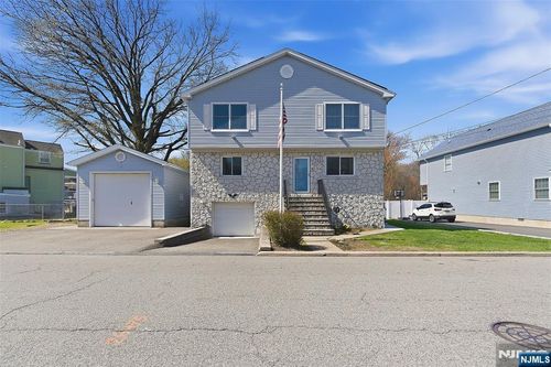 7 Franklin Street, Little Ferry, NJ, 07643 | Card Image