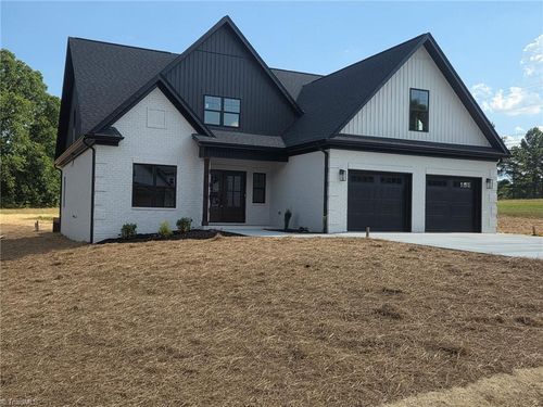 116 Corbin Ln, Lexington, NC, 27295-6382 | Card Image