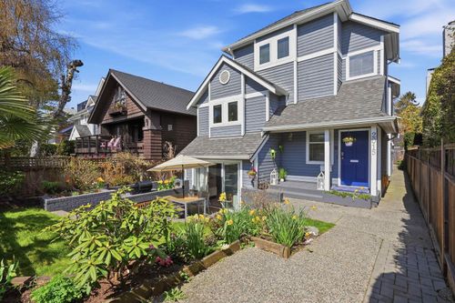 2015 Creelman Ave, Vancouver, BC, V6J1C2 | Card Image