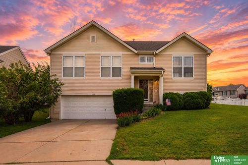 2619 Kelly Dr, Bellevue, NE, 68123-4923 | Card Image