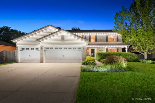 2211 Hazelwood Dr, McHenry, IL, 60051-2625 | Card Image