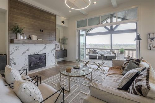 17024 Rosehill St, Overland Park, KS, 66221-8402 | Card Image