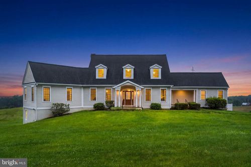 16250 Short Hill Rd, HILLSBORO, VA, 20132-2536 | Card Image