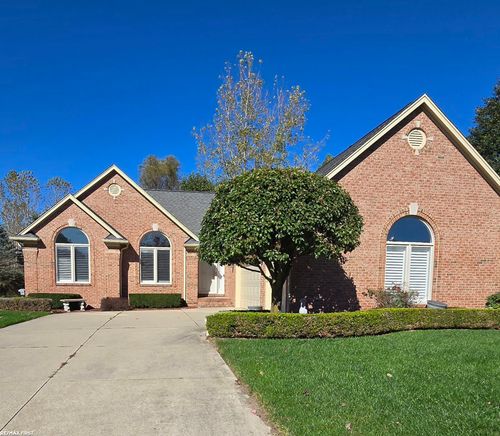 15619 Trafalgar Dr Drive, Macomb Township, MI, 48044 | Card Image