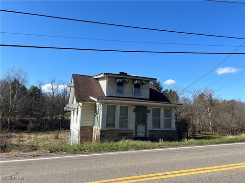 69680 Main St, Saint Clairsville, OH, 43950-7796 | Card Image