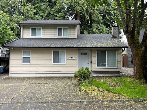 13218 67 Ave, Surrey, BC, V3W7J2 | Card Image