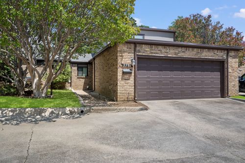 2781 Fairway Park St, Grand Prairie, TX, 75050-2665 | Card Image