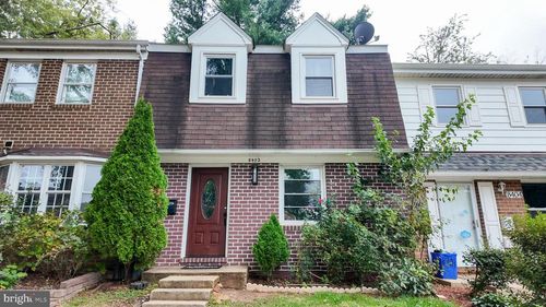 8402 Towne Crest Ct, Gaithersburg, MD, 20877-3718 | Card Image