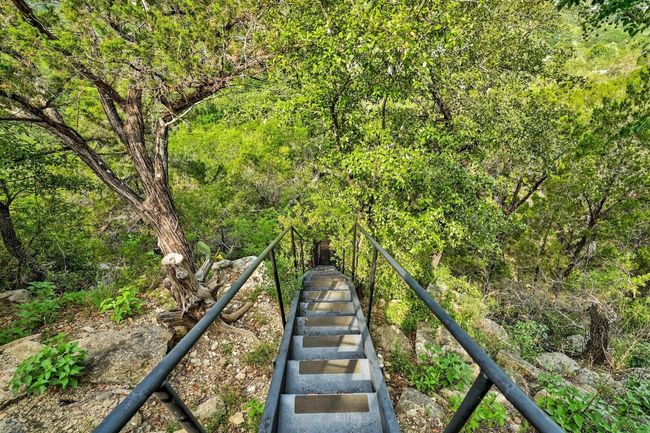 Follow the steps to your own hidden escape | Image 27