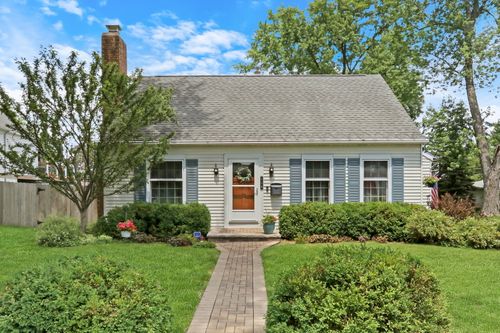 118 Harvey Ave, Grayslake, IL, 60030-1414 | Card Image