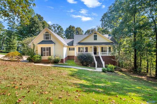 5421 Mountain Top Dr, Southside, AL, 35907-5406 | Card Image