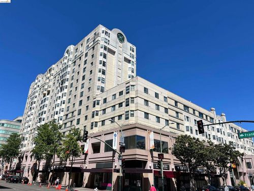 1111-988 Franklin St, Oakland, CA, 94607-4226 | Card Image