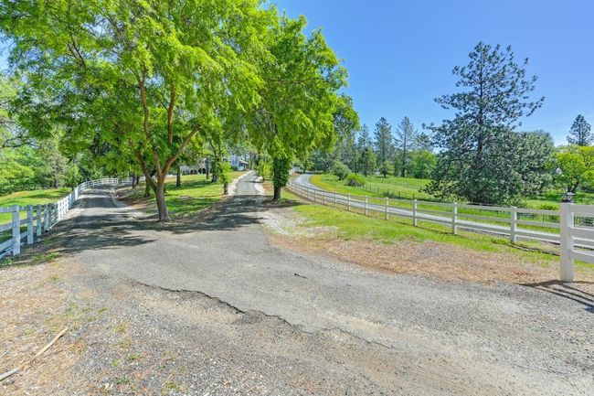 285 Fairidge Dr, House other with 4 bedrooms, 3 bathrooms and null parking in Applegate CA | Image 44