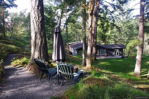 665 Latoria Rd, Colwood, BC, V9C3A3 | Card Image