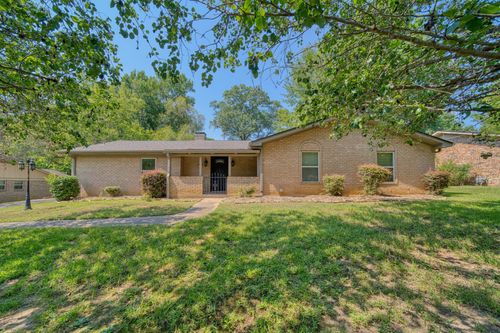 907 Sequoyah Lane, Longview, TX, 75605 | Card Image
