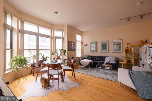 apt-304-1209 N Charles St, BALTIMORE, MD, 21201-5659 | Card Image