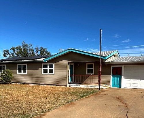 123 E Mcaulley, Bronte, TX, 76933-1407 | Card Image