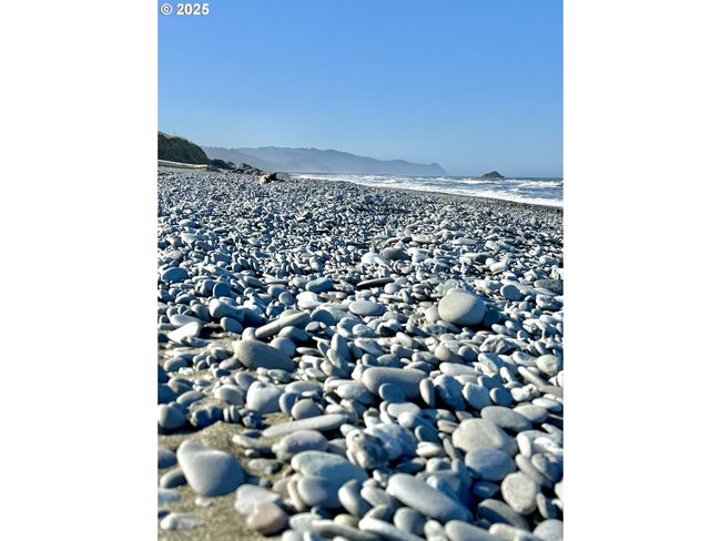 4 - 000 Old Coast Hwy, Home with 0 bedrooms, 0 bathrooms and null parking in Gold Beach OR | Image 16
