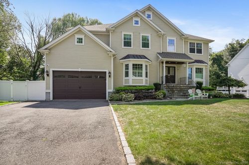 73 Marian Rd, Fairfield, CT, 06825-2758 | Card Image