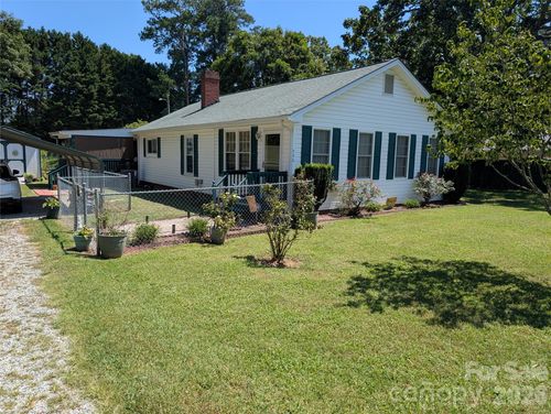 406 N Kimmons St, Landis, NC, 28088-1018 | Card Image
