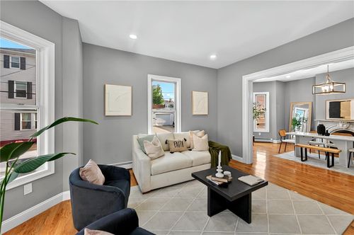 169 Knight St, Providence, RI, 02909-1107 | Card Image