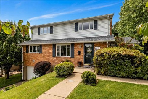 1801 Mccully Rd, Castle Shannon, PA, 15234 | Card Image