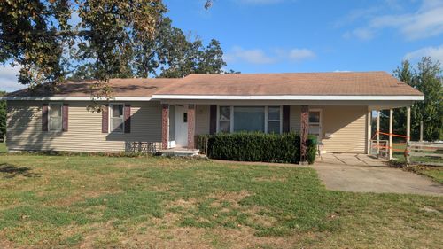 4010 E 320 Rd, El Dorado Springs, MO, 64744-4593 | Card Image