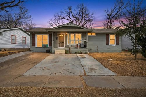 712 Cardinal Ave, Killeen, TX, 76541-5618 | Card Image