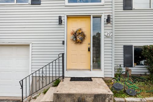 22 Irene Ave, Waterbury, CT, 06705-2534 | Card Image