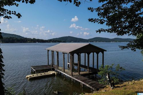 318 Boulder Point Ln, Ohatchee, AL, 36271-9235 | Card Image