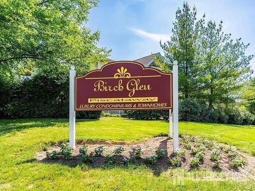 120 Forest Dr, Piscataway, NJ, 08854-2273 | Card Image