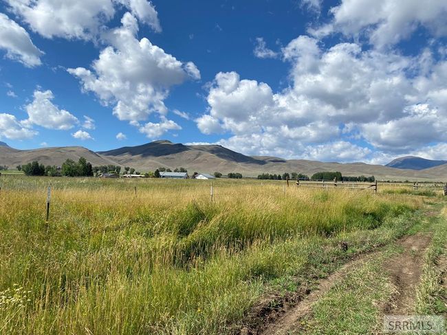 2651 Challis Creek Road, Home with 4 bedrooms, 2 bathrooms and 3 parking in Challis ID | Image 35
